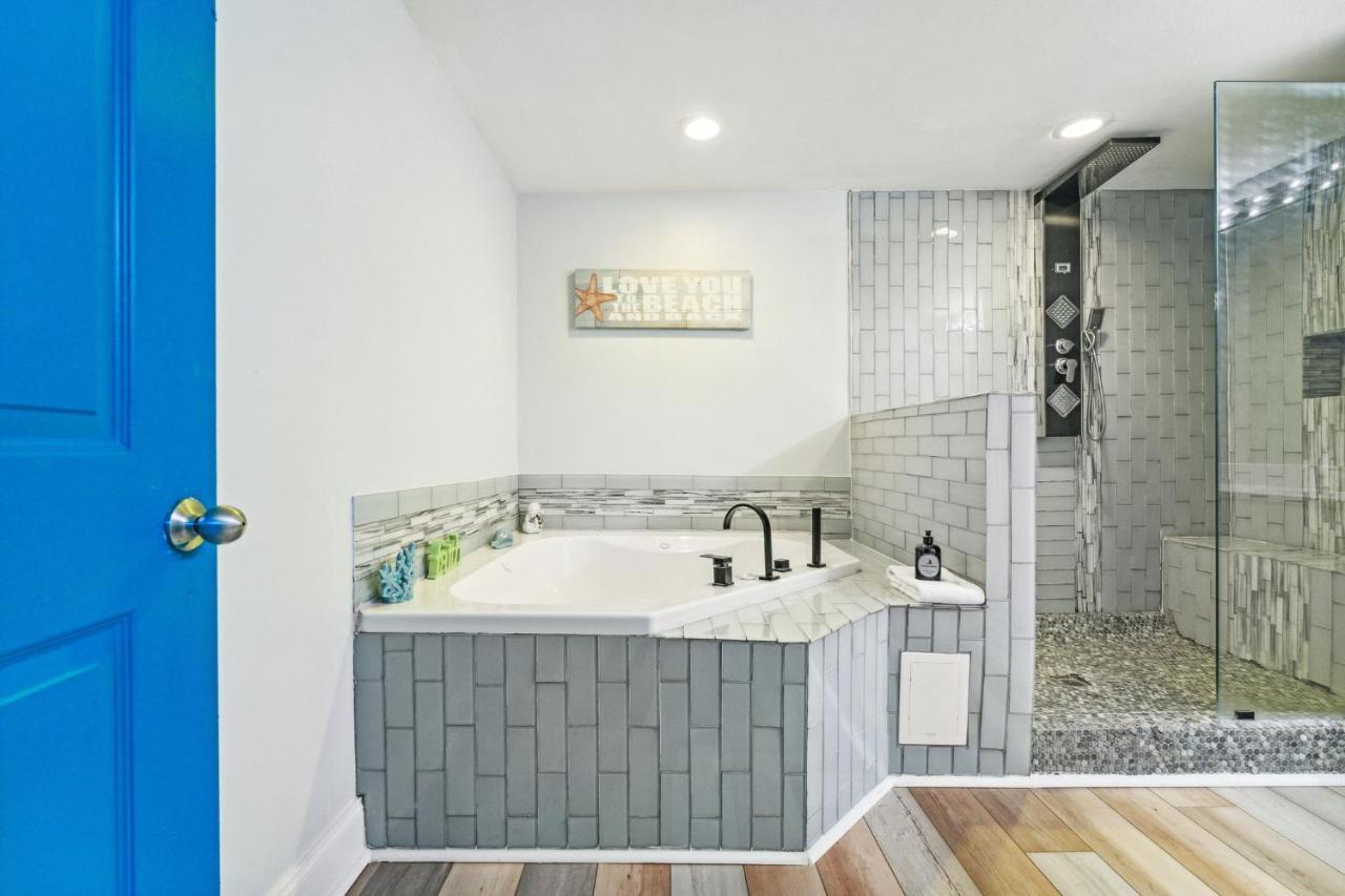 Eternal Waters At Laketown Wharf #1221 By Nautical Properties Vacation Rentals Panama City Beach Bagian luar foto